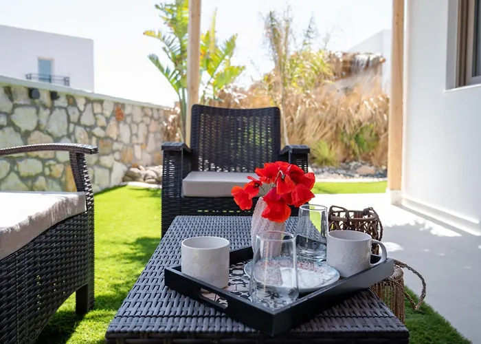 Apartment The Azure Charaki