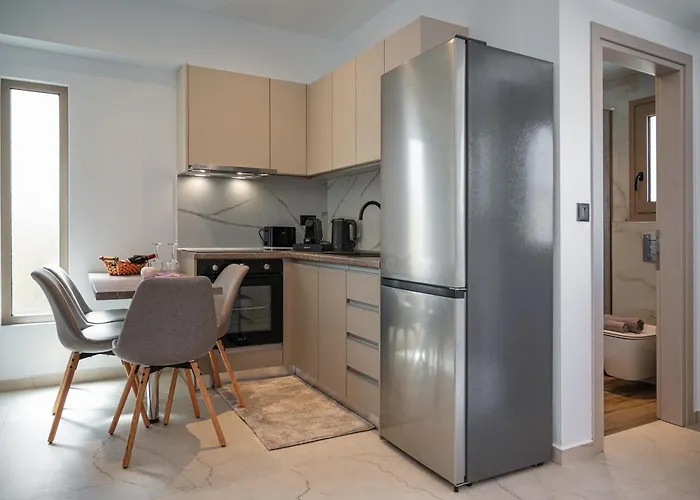 Apartment The Azure Charaki