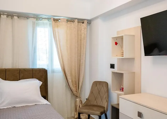 Apartment The Azure Charaki