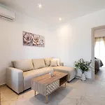 The Azure 아파트 *